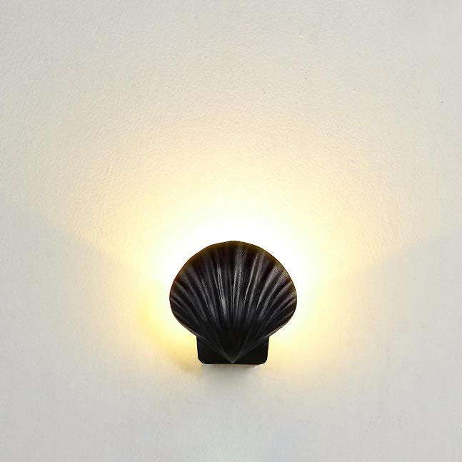 ShellBright LED Wandleuchte | Kreatives Muscheldesign | Aluminium | Wasserdicht | Außenbeleuchtung