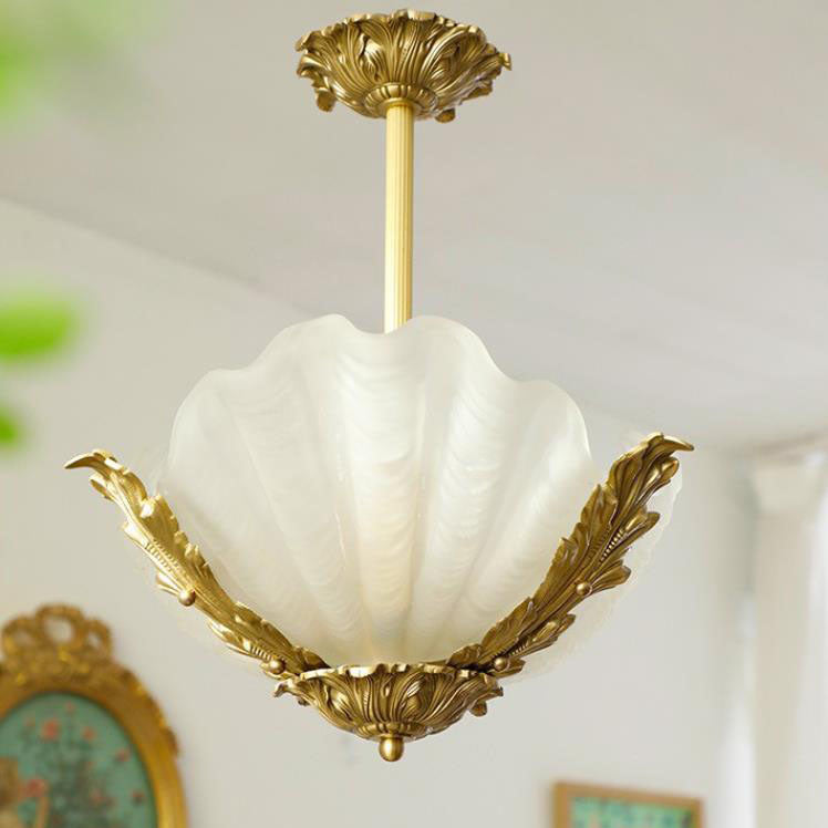 ShellLux Kronleuchter im Art-Deco-Stil | Muschelform mit Messingrahmen | 3/4 Lichter | Für Wohnzimmer