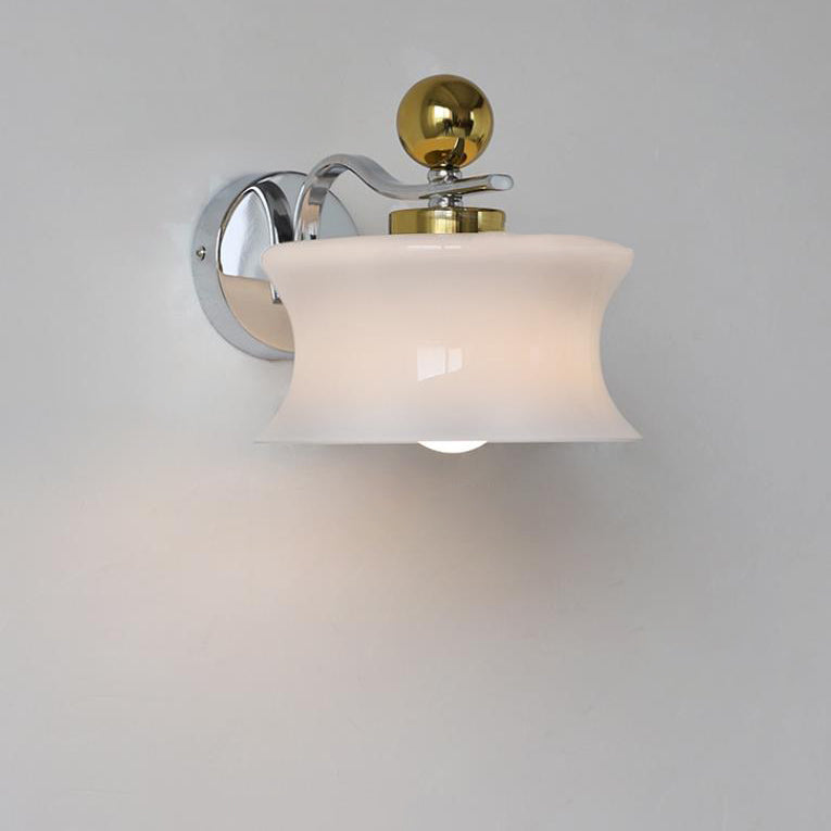 Scandura Wandleuchte | Skandinavisches Design | Glas & Eisen | Wellenförmiger Arm | Beleuchtung für Schlafzimmer