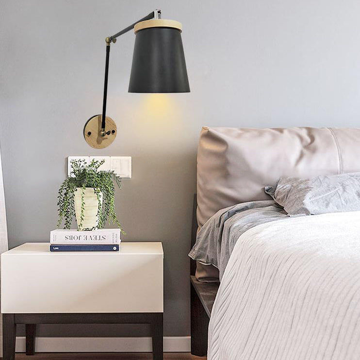 Nordivio Skandinavische Wandleuchte aus Holz & Eisen | Zylindrischer Lampenschirm | 1-Licht Design | Perfekt für Schlafzimmer & Wohnzimmer