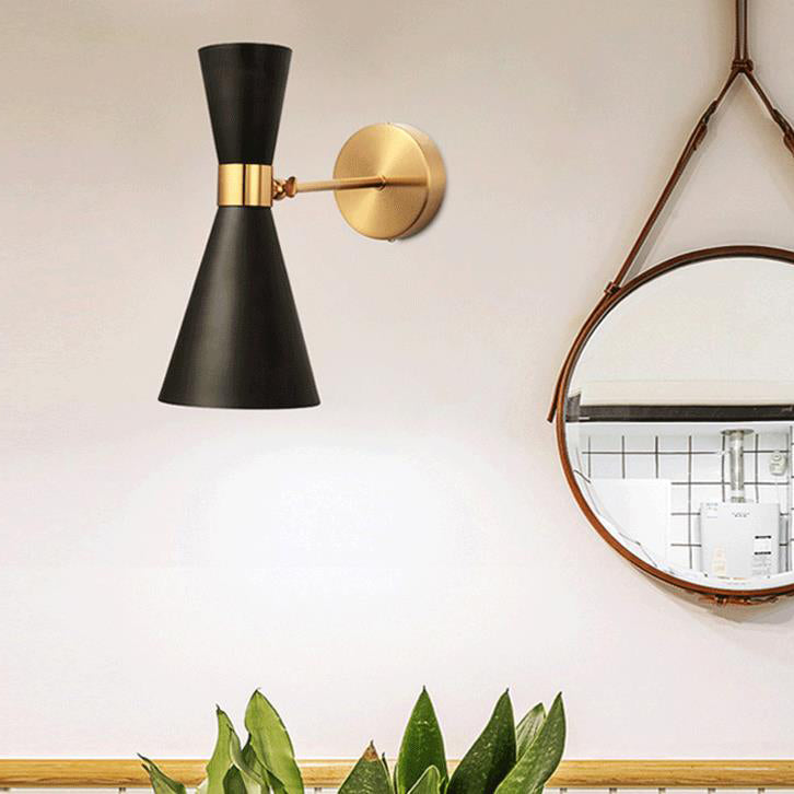 Nordelle Doppel-Horn Wandlampe | Skandinavisches Design | LED Beleuchtung für Schlafzimmer & Wohnzimmer