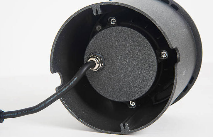 SolaraVive LED Erdstrahler | Wasserdicht | Minimalistisches Design | Außenbeleuchtung | Gartenstrahler