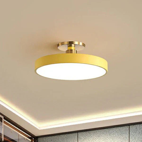 AstraGlow Skandinavische LED Deckenleuchte | Runde Flush Mount | Acryl Design | Schlafzimmerbeleuchtung