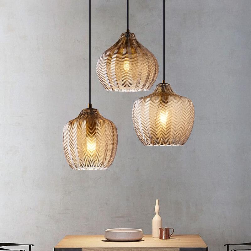 LuxeWave Nordic Glas-Pendelleuchte | Wellenstruktur | 1-Licht Barrel Design | Rauchgrau & Cognac Optionen