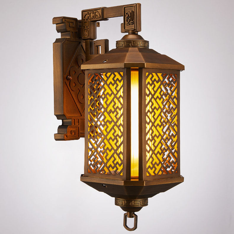 LumiHaven Außen-Wandleuchte im Pagodenstil | Wetterfestes Aluminium | Elegantes Licht für Garten & Terrasse