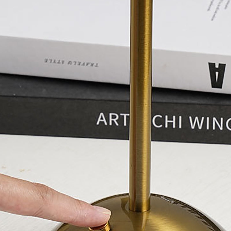 GlowVibe Skandi LED Tischlampe | Wiederaufladbar | Stoffschirm mit Falten | Kabellos | Stimmungslicht | Nachttischlampe