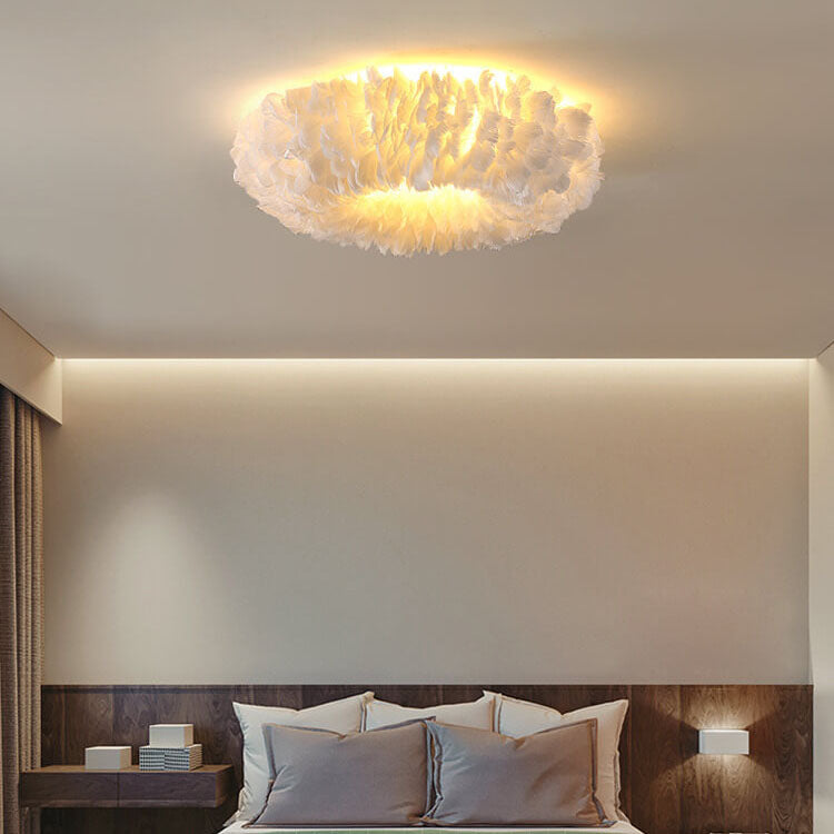 PlumaLuxe Moderne Feder-Deckenleuchte | LED-Licht | Luxuriöses Design | In verschiedenen Größen und Farben erhältlich