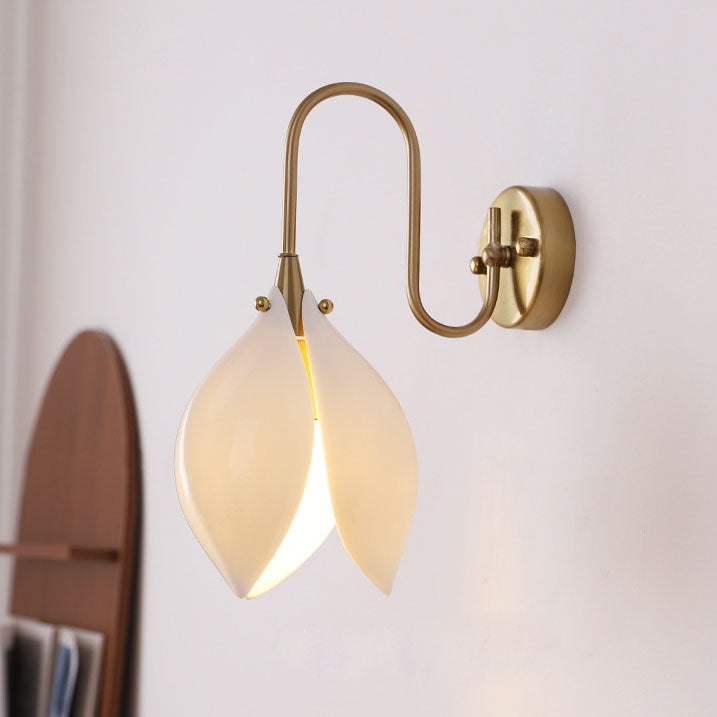 Magnoliva Keramikwandleuchte | Retro-Blumendesign | Eisenrahmen | Schlafzimmerbeleuchtung