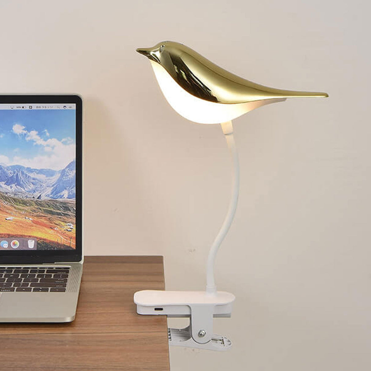 BrightBird Nordic LED Tischlampe | USB-Ladung | Nachtlicht mit Vogelclip | Modernes Design