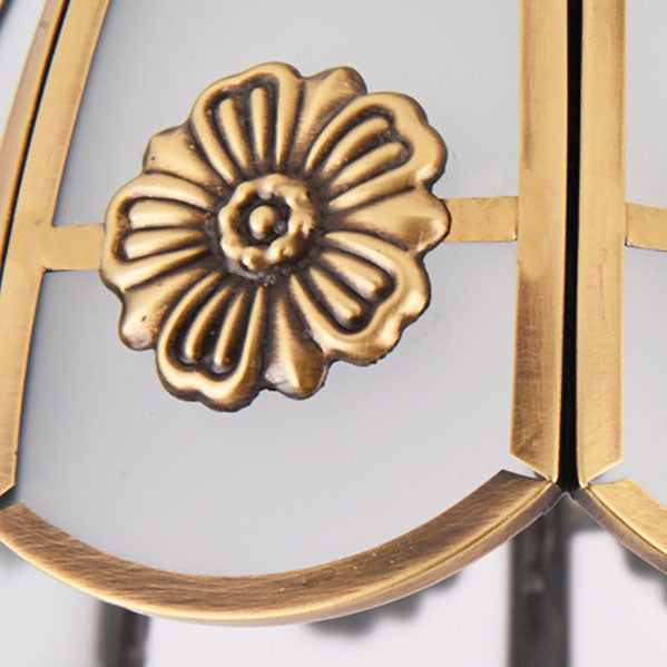 BrassCone Lux LED Deckenleuchte | Europäisches Design | Glas & Messing | Zeitloser Stil