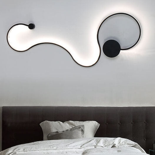 Serpenta Moderne LED Wandlampe | Aluminium | Geschwungenes Design | Dimmbar | Stilvolle Beleuchtung