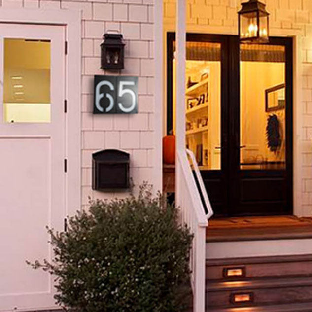 LumenSign Solar LED Wandleuchte | Türschild mit RGB-Beleuchtung | Außenleuchte | Modernes Design