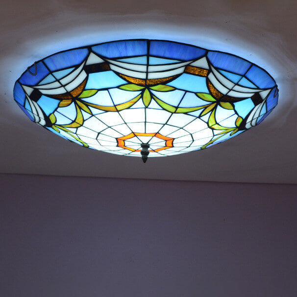 Tiffanique Runde Deckenleuchte | Europäisches Buntglasdesign | 3-Flammig | Verschiedene Muster | Stimmungsvolle Beleuchtung