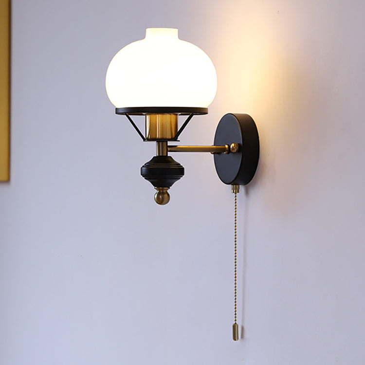 GeoLuxe Französische Geometrische Wandlampe | Eisen & Glas | 1-Licht Design für Wohnzimmer