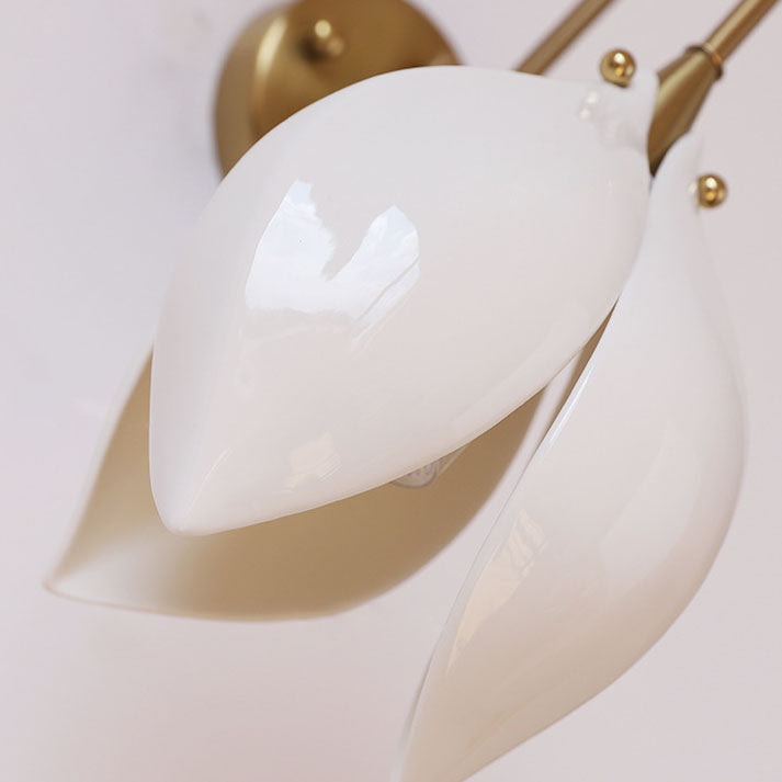 Magnoliva Keramikwandleuchte | Retro-Blumendesign | Eisenrahmen | Schlafzimmerbeleuchtung