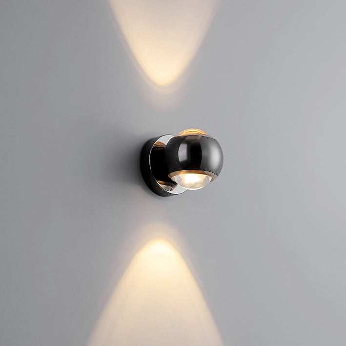 Arcano LED Wandleuchte | Nordic Design | Halbrundes Aluminium | Up-Down Beleuchtung für Schlafzimmer