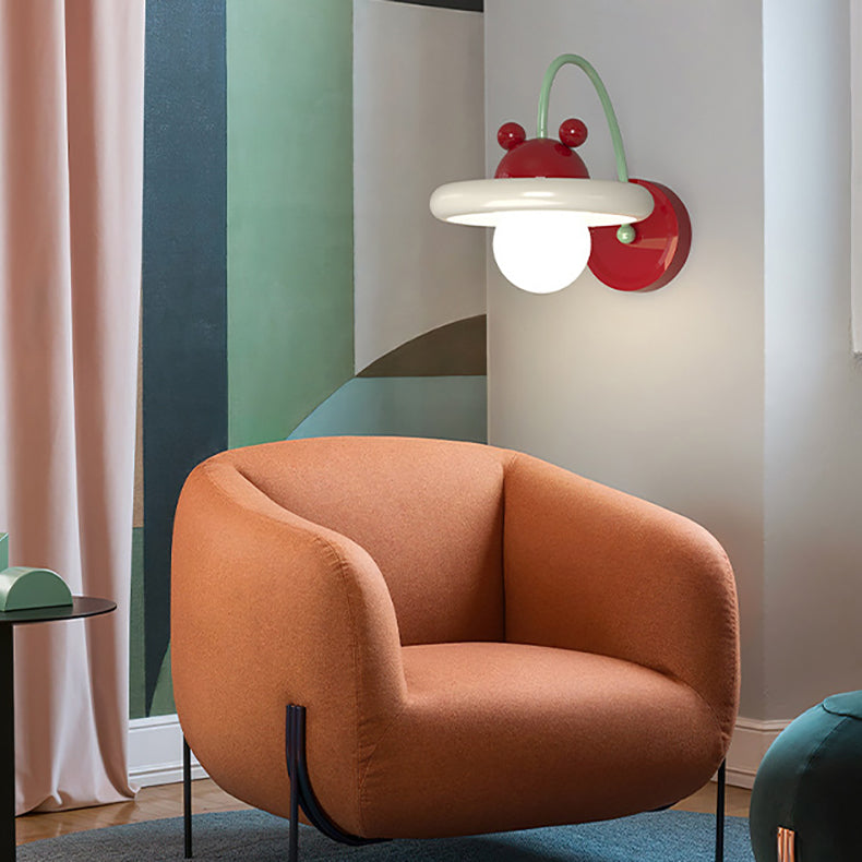 LunaFrame Minimalist Wandlampe | Rundes Eisen-Metall-Design | Schlafzimmerbeleuchtung | Warmlicht | Modern & Stilvoll