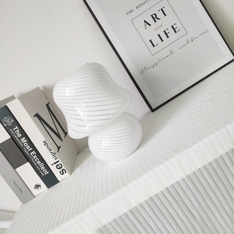 MushLume Glas Tischlampe | Französisches Design | Handgefertigt | Pilzform | Deko & Beleuchtung