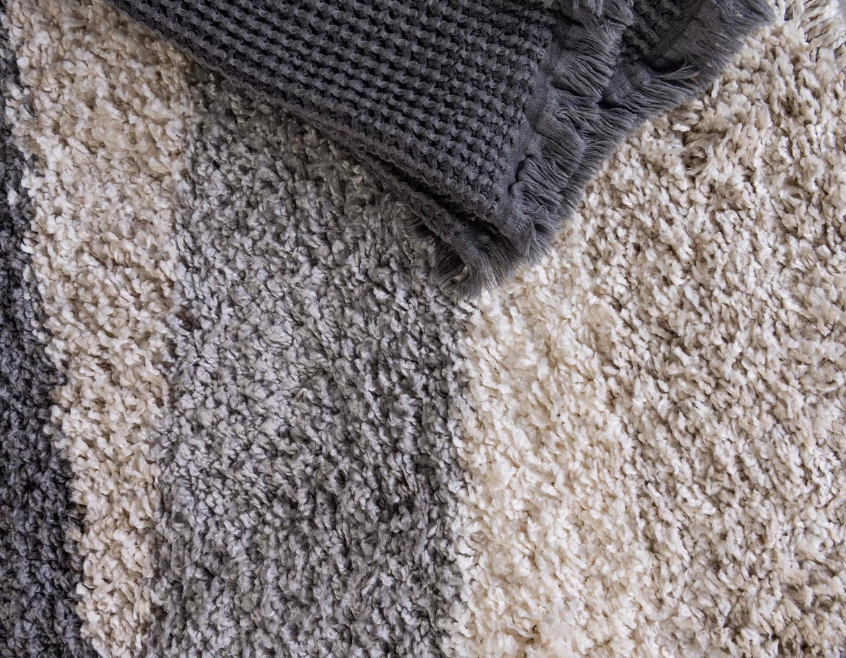 Veluvia Moderner Hochflor Teppich | Weich & Stilvoll | Perfekt für Wohnzimmer & Schlafzimmer