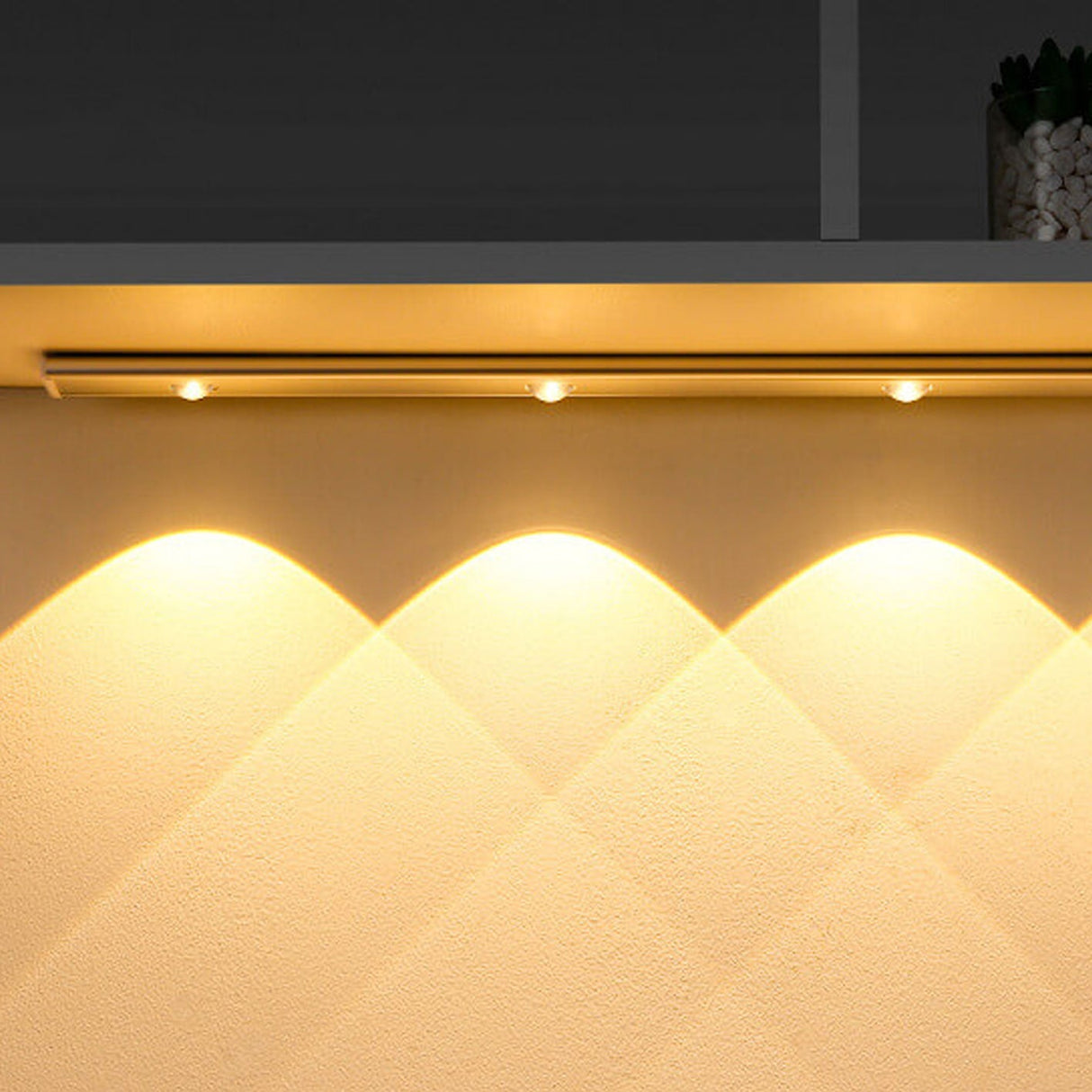 GlowWave Smart LED Lichtleiste | Ultradünn | Bewegungssensor | Wiederaufladbar | Verschiedene Größen