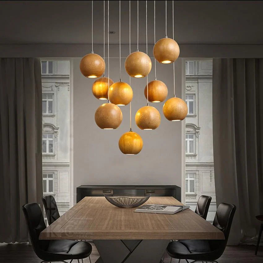 LumiOrba Moderne Hölzerne Kugel Pendelleuchte | Nordic Design | Vielseitige Beleuchtung
