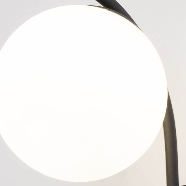 GlobeArc Nordic LED Wandleuchte | Glas-Kugel | 1-flammig | Modernes Design | Deko für Zuhause