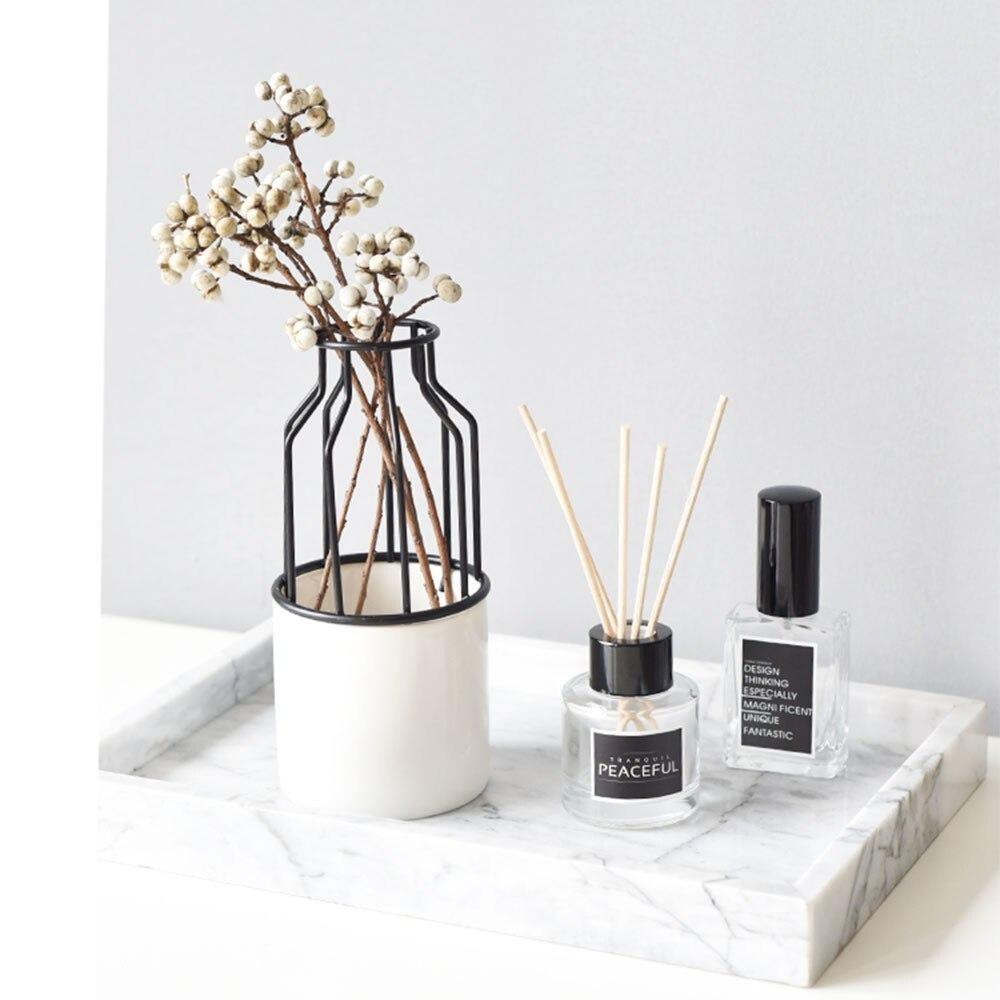 Artévo Eisen-Keramik Design Vase | Modernes Gittermuster | Elegante Dekoration | Für Wohnzimmer & Büro