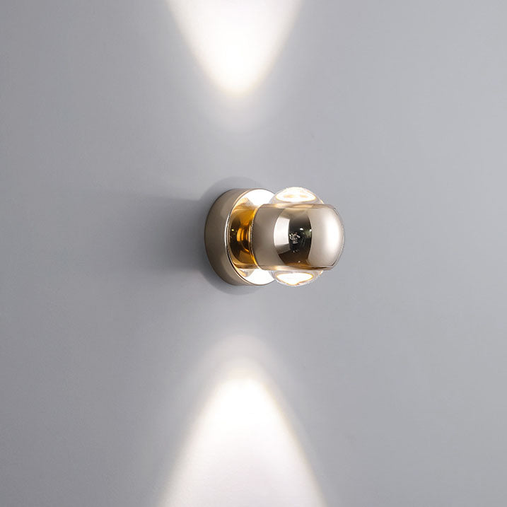 Arcano LED Wandleuchte | Nordic Design | Halbrundes Aluminium | Up-Down Beleuchtung für Schlafzimmer