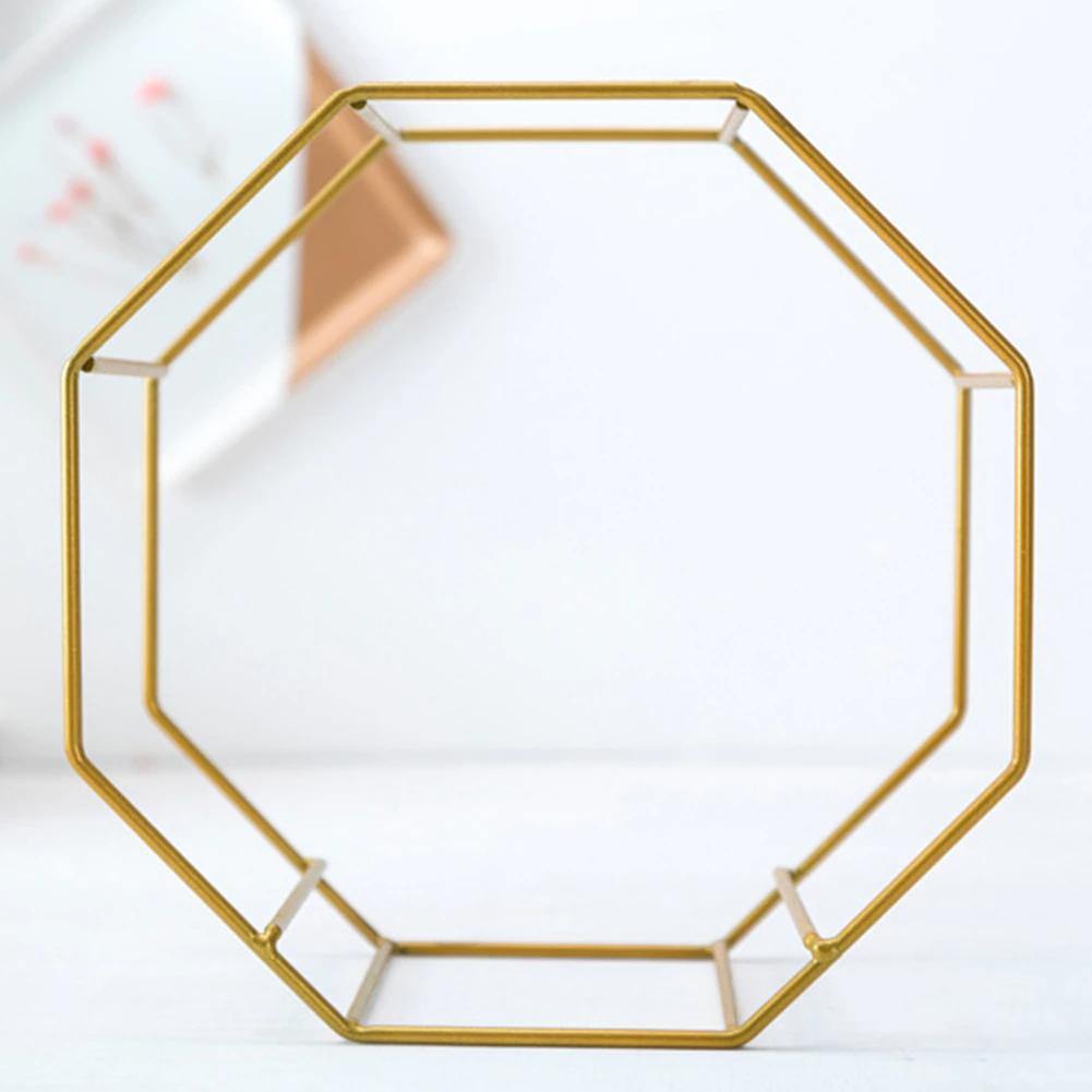 GeoFrame Keramik Wandpflanztopf mit Metallrahmen | Octagon Design