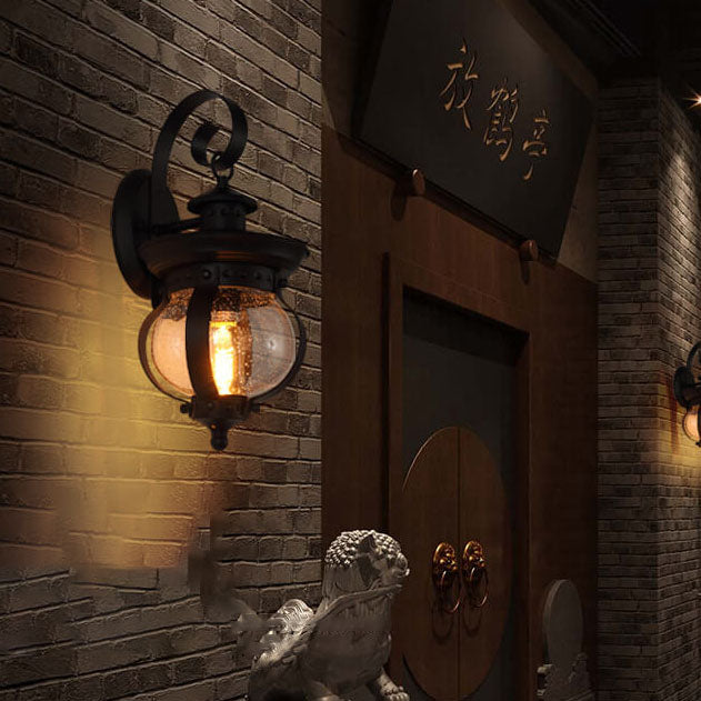 JarvaLume Außenwandleuchte | Europäisches Retro-Design | Eisen & Glas | 1-Licht Wasserdicht