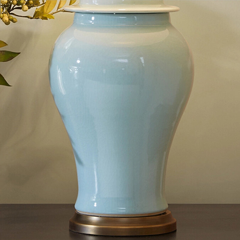 VaseLume Tischlampe | Rustikales Keramik-Design | Stoffschirm | 1-Licht | Perfekte Beleuchtung für das Arbeitszimmer