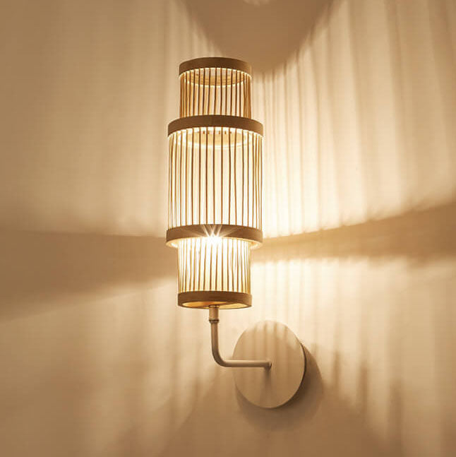 ZyloBeam Wandleuchte | Modernes Bambusdesign | Zylindrische 1-Licht Wandleuchte | Stilvolle Beleuchtung für Wohnräume