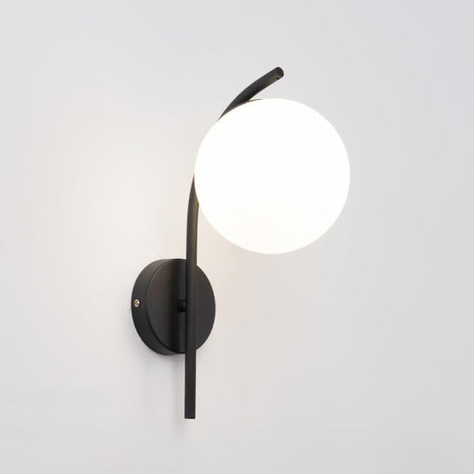GlobeArc Nordic LED Wandleuchte | Glas-Kugel | 1-flammig | Modernes Design | Deko für Zuhause
