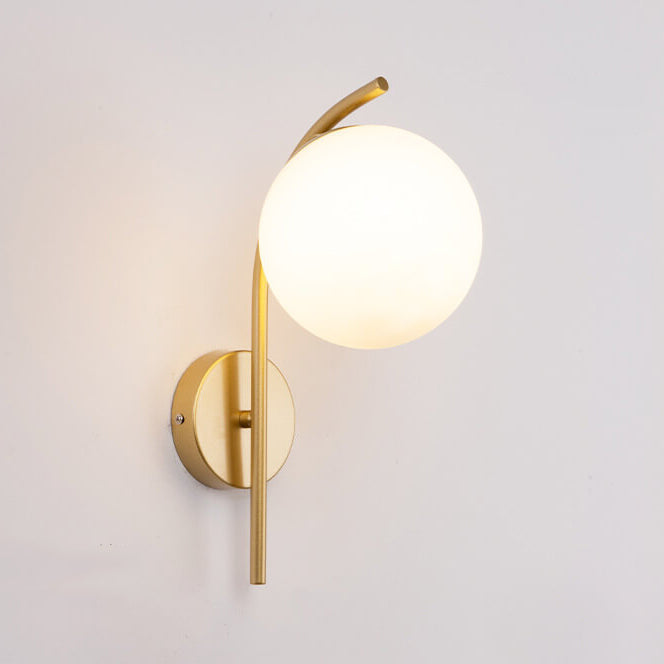 GlobeArc Nordic LED Wandleuchte | Glas-Kugel | 1-flammig | Modernes Design | Deko für Zuhause