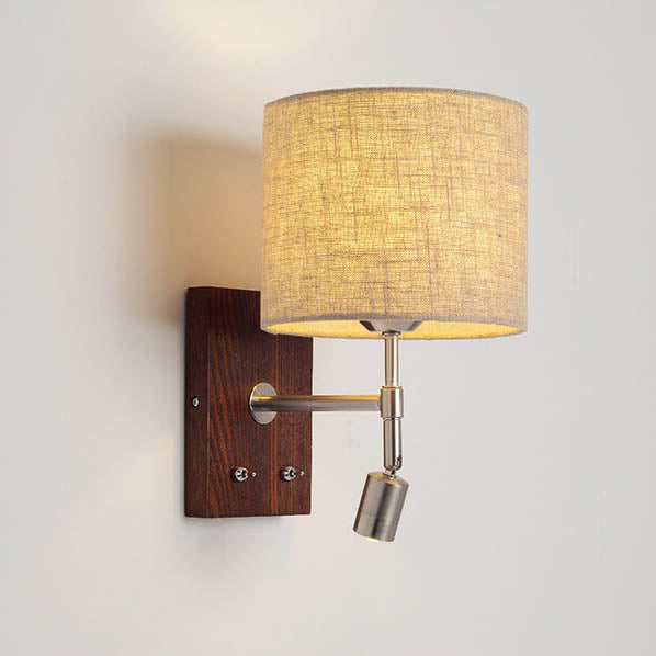 WoodenGlow Wandlampe | Moderner Stoffschirm & Holzsockel | Elegante Wandbeleuchtung | Verschiedene Optionen