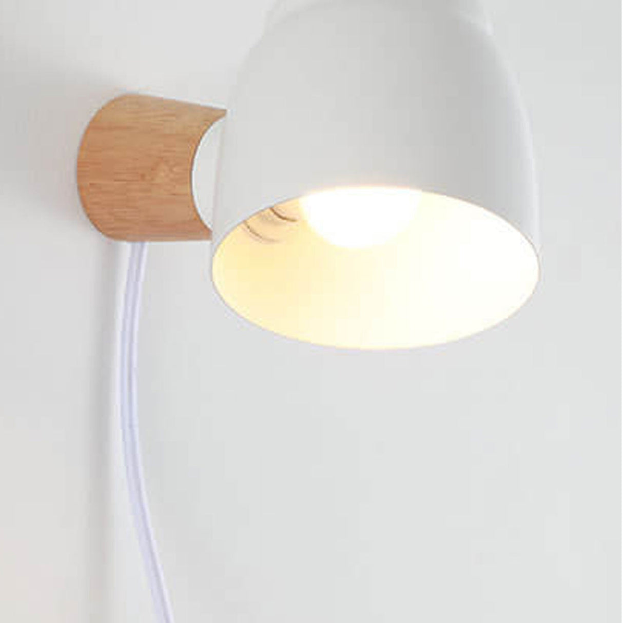LumaTube Nordic Wandlampe | Drehbares Zylinderdetail | Minimalistisches Design | LED Wandleuchte