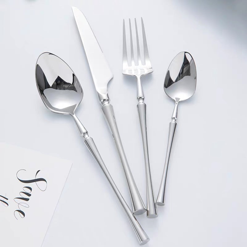 DineEase Elegantes Edelstahl Besteck-Set | Hochwertig | Zeitloses Design