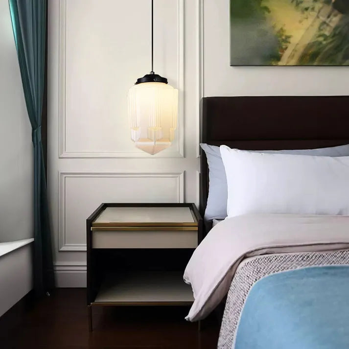 GlasElegance Vintage Pendelleuchte | Milchglas & Geometrisches Design | Wohnzimmer | Esszimmer | Retro-Stil