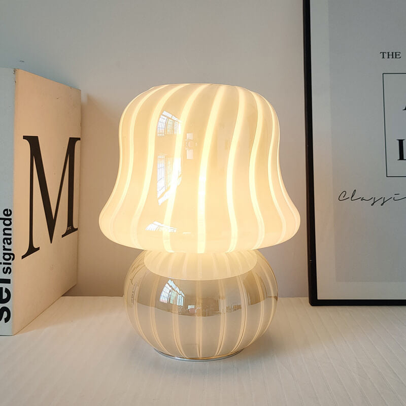 MushLume Glas Tischlampe | Französisches Design | Handgefertigt | Pilzform | Deko & Beleuchtung