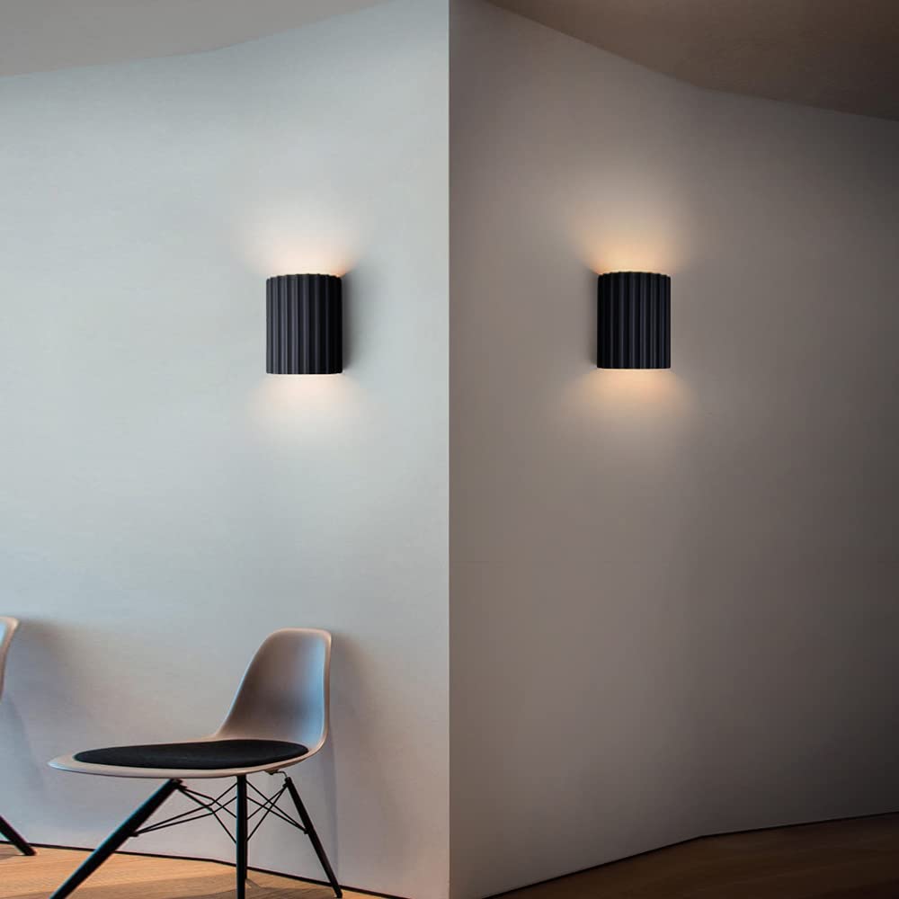 CurveLume Halbkreisförmige LED Wandleuchte | Modernes Design | Energieeffizient | Elegante Wandbeleuchtung