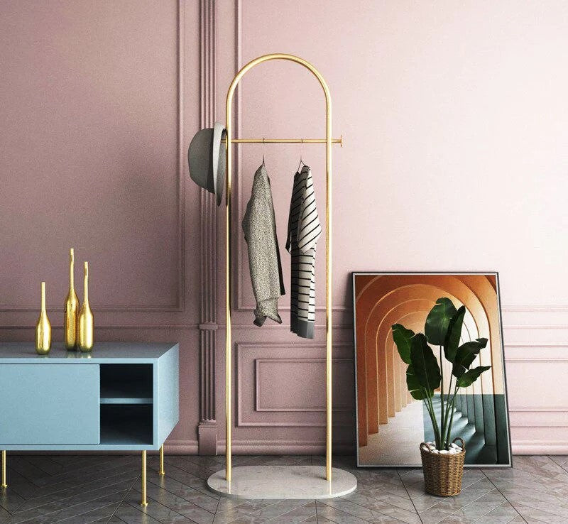 StyleRack™ Zeitgenössischer Garderobenständer aus Metall | Marmorboden | Moderner Kleiderständer für Eingangsbereich