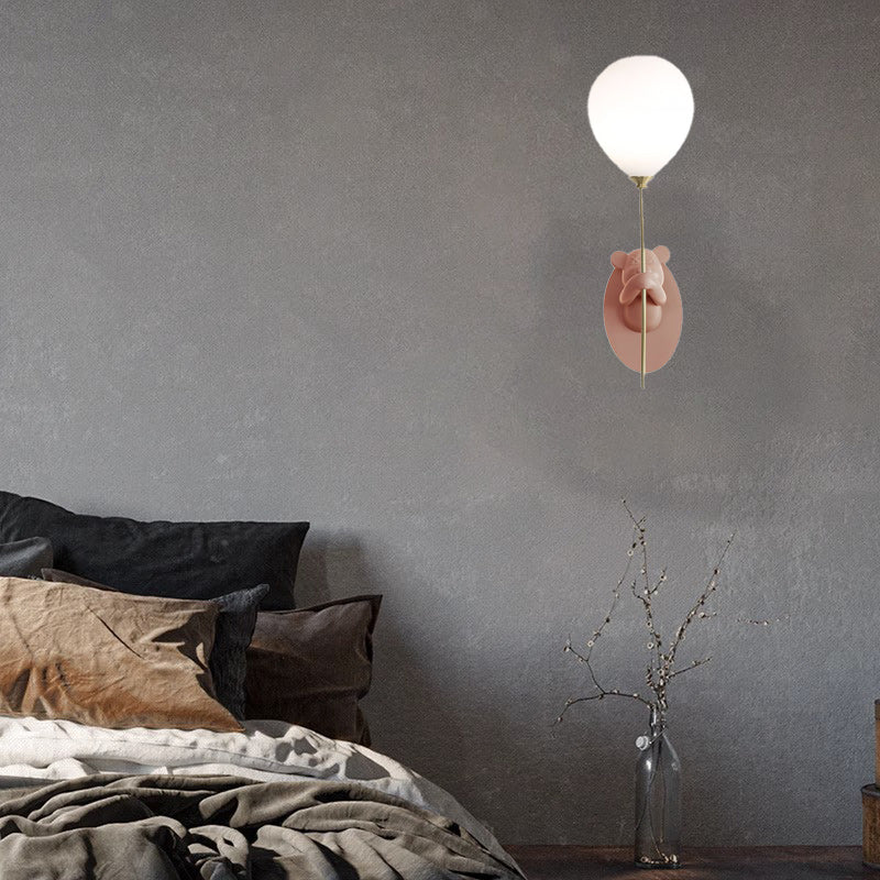 BrightBuddy Wandleuchte | Einzigartiges Cartoon-Design | Glas & Harz | 1-Licht | Perfekt für Kinderzimmer