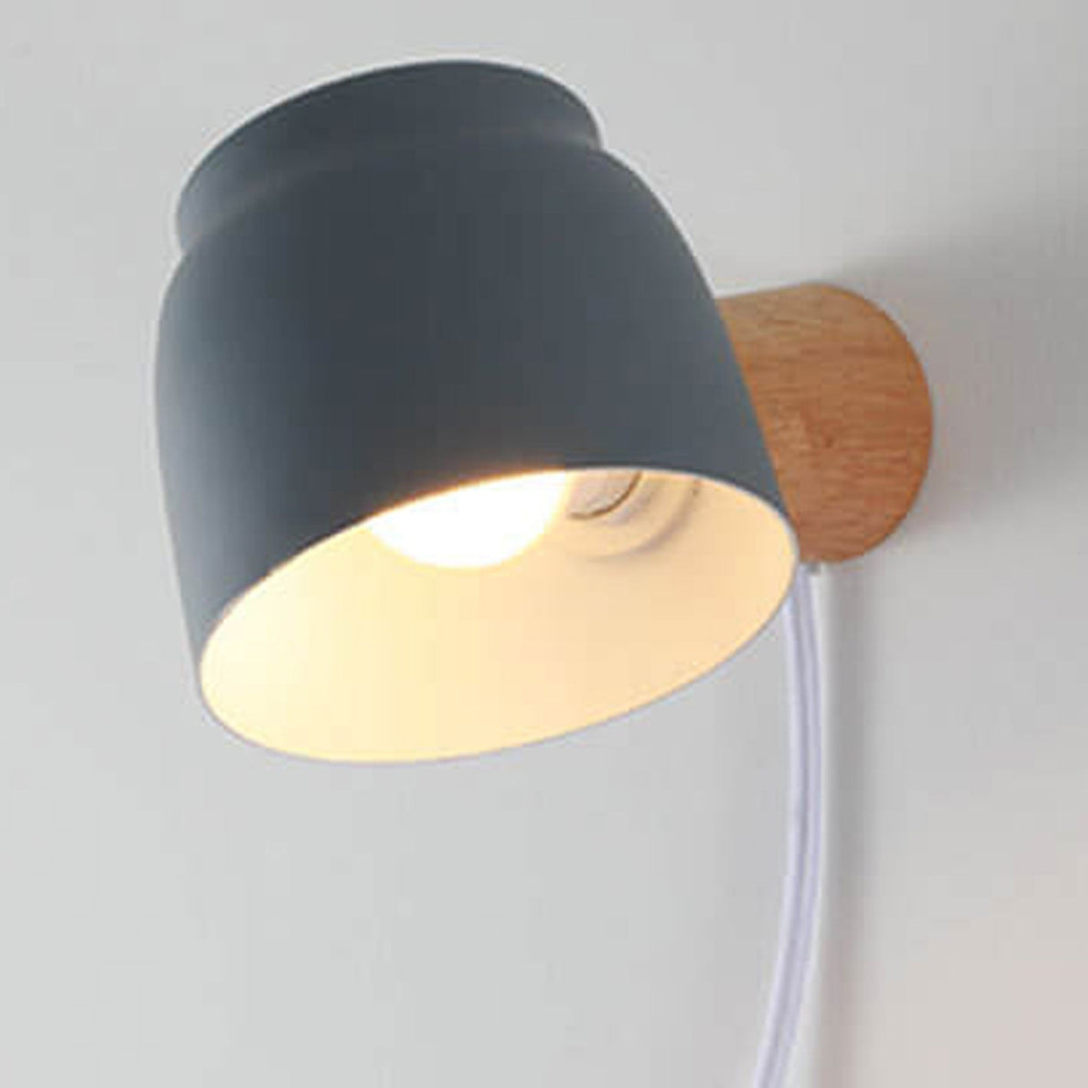 LumaTube Nordic Wandlampe | Drehbares Zylinderdetail | Minimalistisches Design | LED Wandleuchte