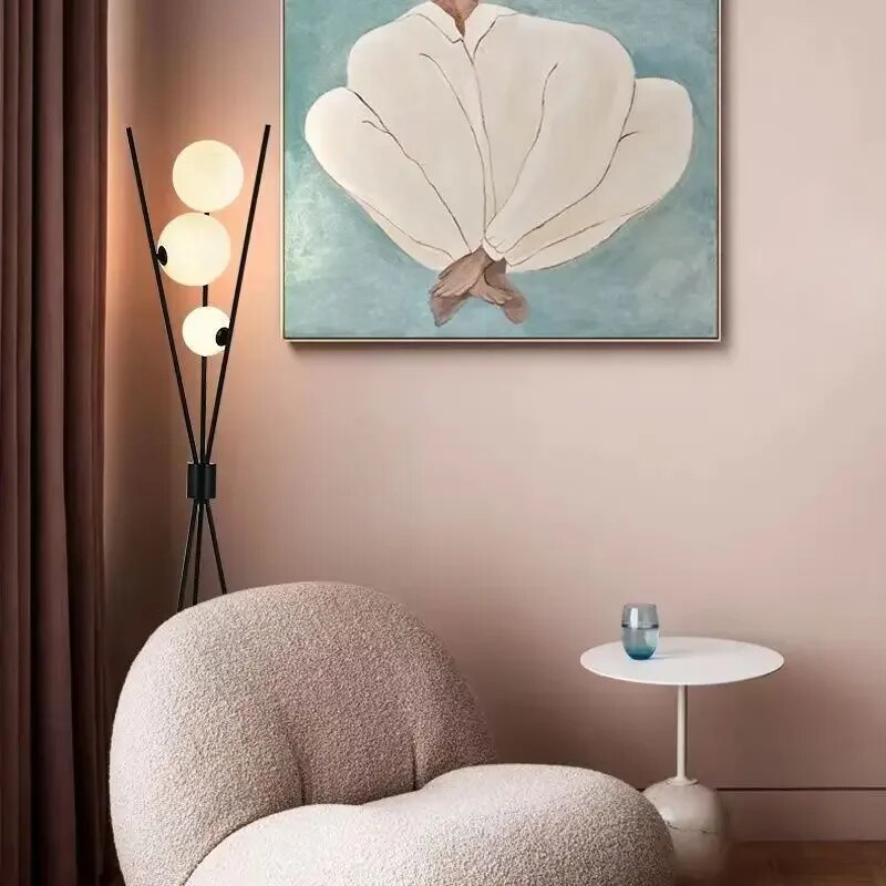 AuroraMoon LED Tisch- und Stehleuchte | Modernes Mondlicht | Stimmungsvolle Beleuchtung für Zuhause