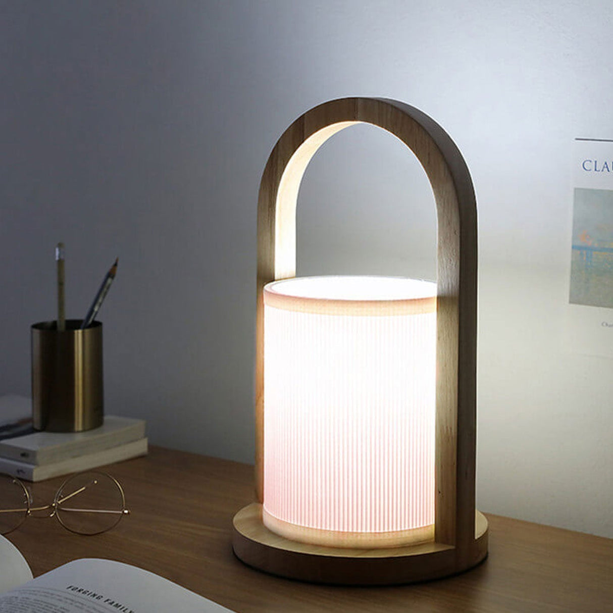LinoGlow Nordic Design Tischlampe | Tragbares Holz- & Stoffdesign | Dimmbar | 3 Lichtfarben