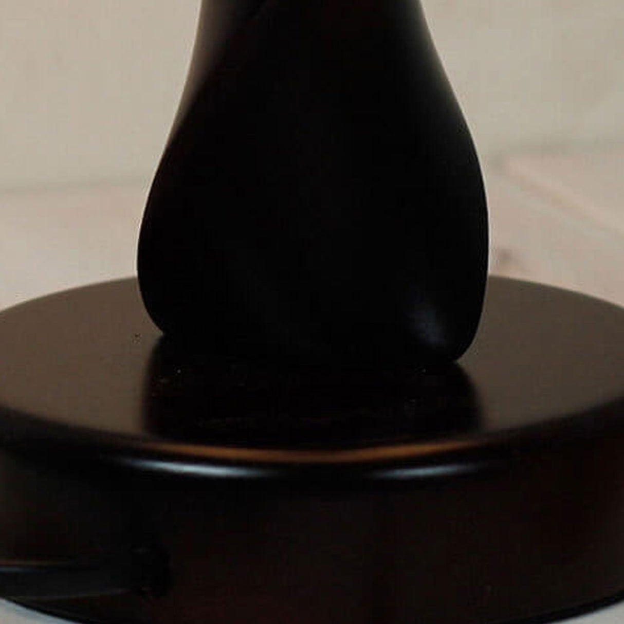 Arvolis Pure Tischlampe | Minimalistisches Design | Massivholz & Stoffschirm | Dekorativ & Modern