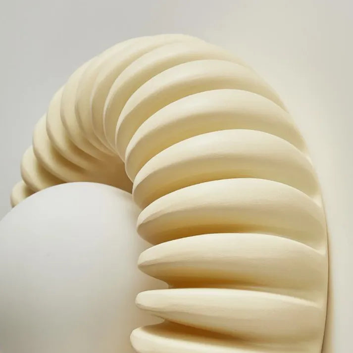 ArtiGlow Modern Kreativ Harz Wandleuchte | Elegante Schlafzimmerbeleuchtung | Stimmungsvolle Lichtquelle