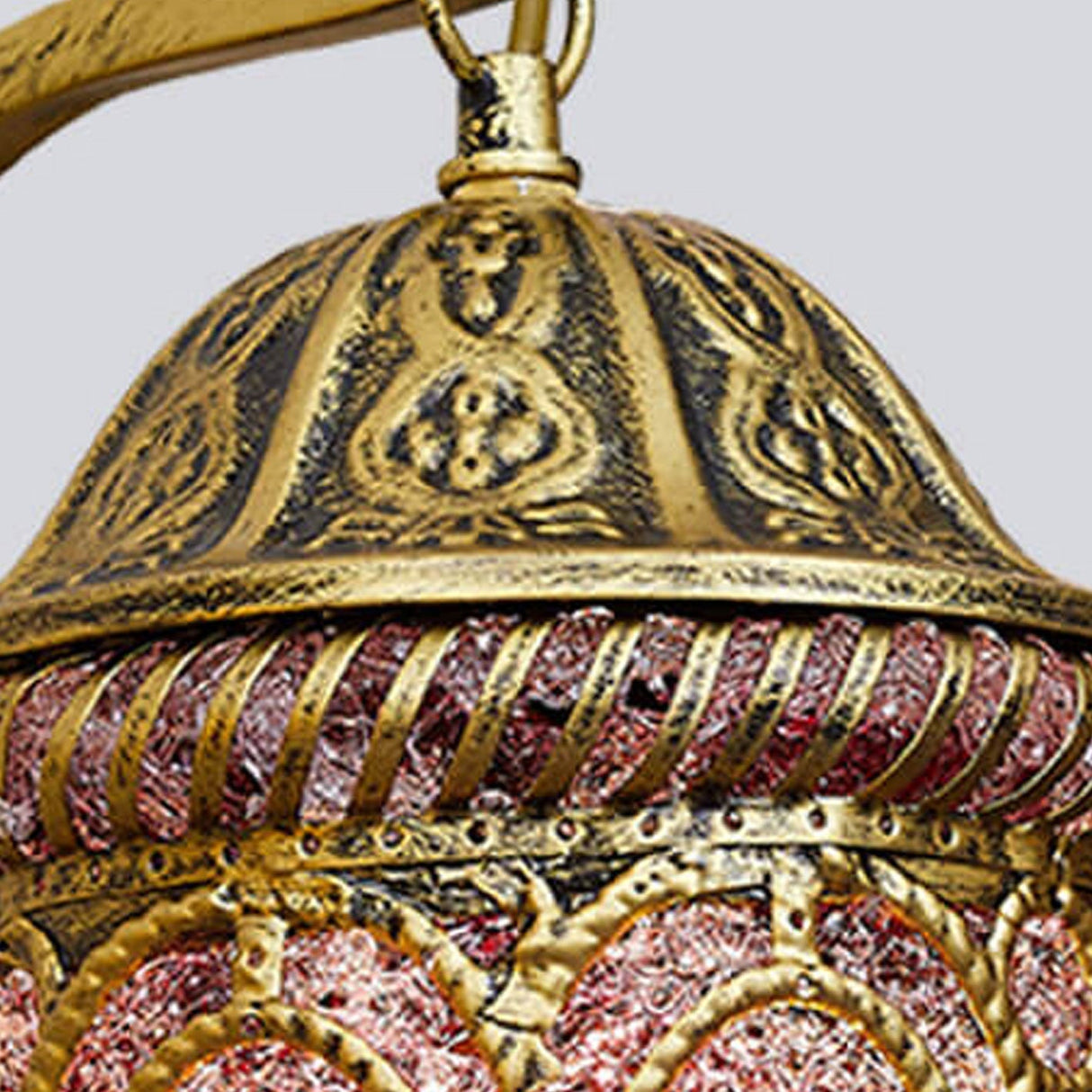 ZyraGlow Wandleuchte | Südostasiatisches Hohlmetall-Design | 1-flammige Lampe in Rosa