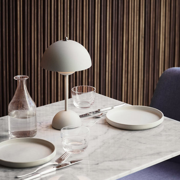 LumoBloom Verstellbare LED Tischlampe | Wiederaufladbar | Dimmbar | Dekorative Designleuchte für Zuhause & Büro