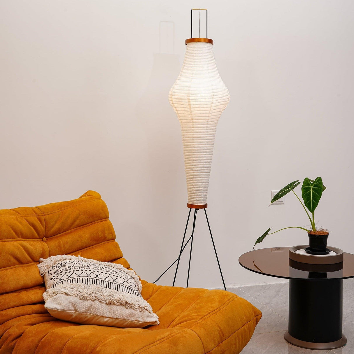 SereniLum Reispapier Stehlampe | Minimalistisches Design | Warmweißes LED-Licht | Nachhaltige Deko für Zuhause